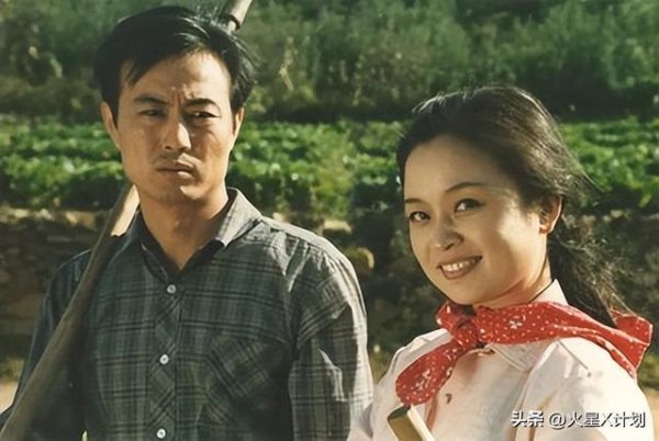 实盘配资开户网 67岁刘莉莉定居日本，二婚嫁富商不再拍戏，晚年为不婚的女儿操心